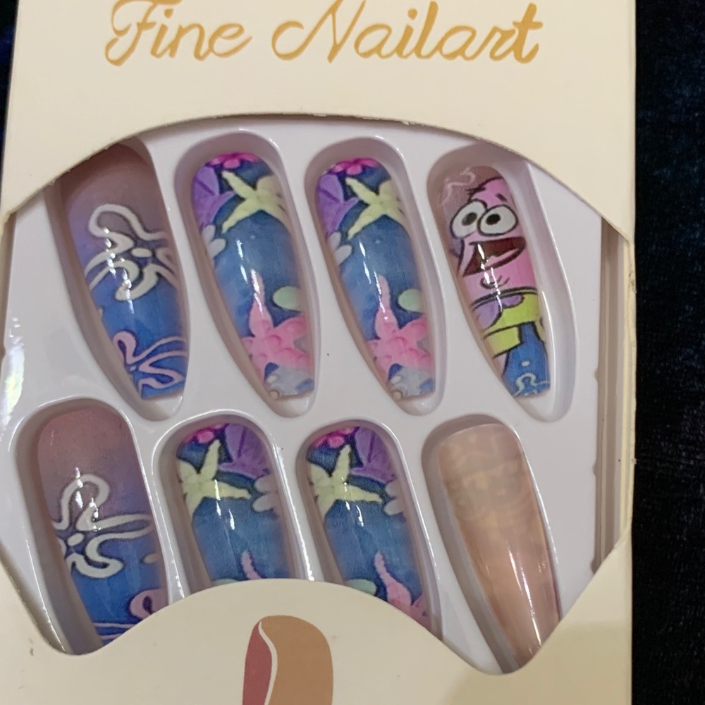 Blue and Pink Press-On Nails - Picture 2 of 12